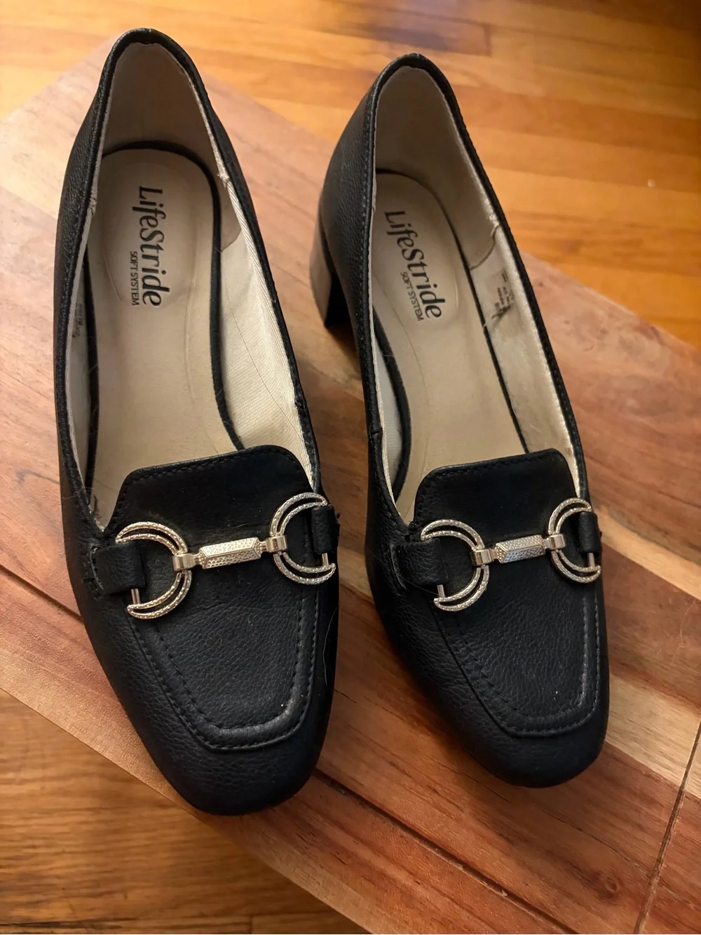 Life Stride Black Women's Loafer Pumps